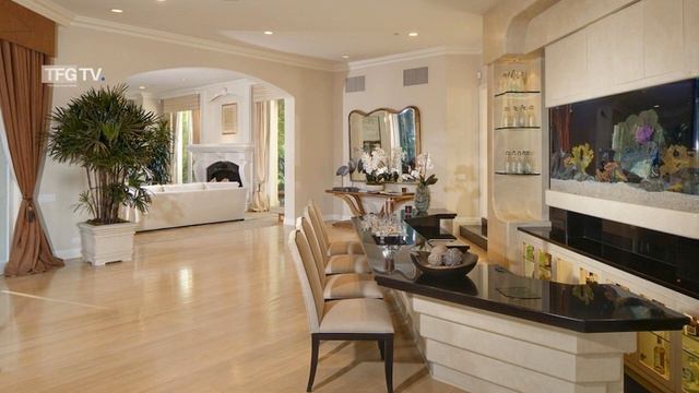 Martin Lawrence Mansion Tour | Beverly Park | $24 Million смотреть онлайн