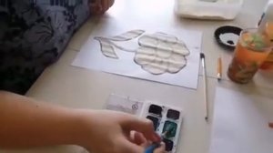 Рисование в нетрадиционной технике с помощью манной крупы.