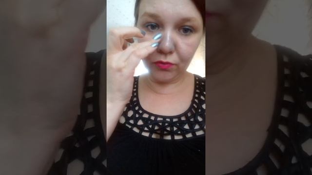 Avon/Очищающий гель-пилинг для лица "Против черных точек". смотреть онлайн