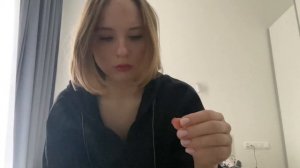 читательский влог: читаю книгу с аннотациями подруги