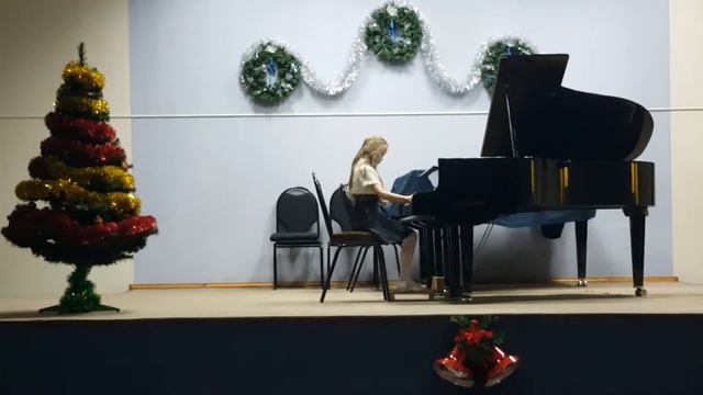 Концерт в музыкальной школе. И.Беркович Сонатина. смотреть онлайн