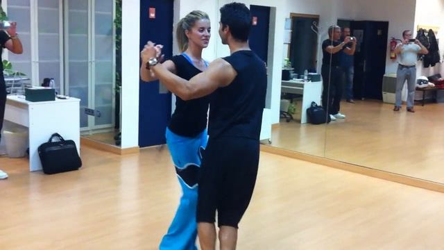 Airebaile-bachata Marta y Javi. смотреть онлайн