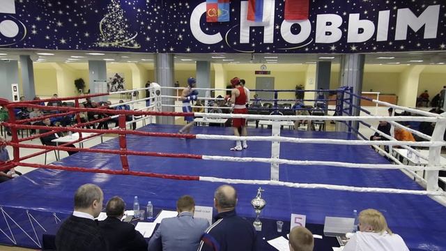 Бокс 2018. Юность России смотреть онлайн