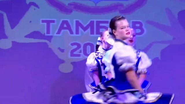 Ансамбль народного танца "Радуга" ДК "Сахарник". "Деревенская". смотреть онлайн