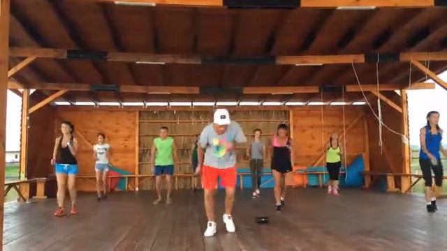 Аэробика от Алексея Чувылко. озеро Беле, Хакасия смотреть онлайн