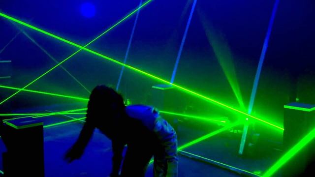 Subscribe to The Crystal Maze! смотреть онлайн
