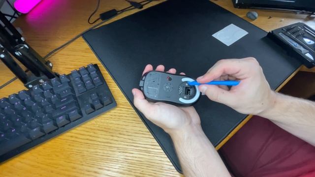 How to change skates on the Logitech g pro superlight смотреть онлайн