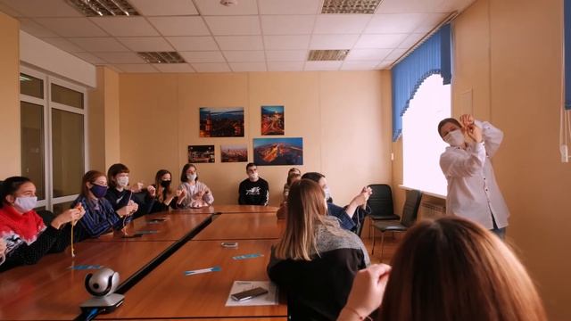 Мастер-класс по традиционному корейскому плетению от Бэк Ёнчжун смотреть онлайн