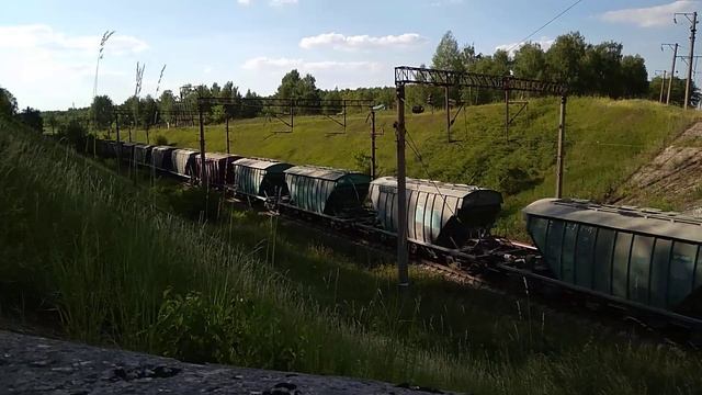 ВЛ80С-2335 ТЧЭ-4 Лиски-Узловая с грузовым на перегоне Рыбное - б/п 204 км смотреть онлайн