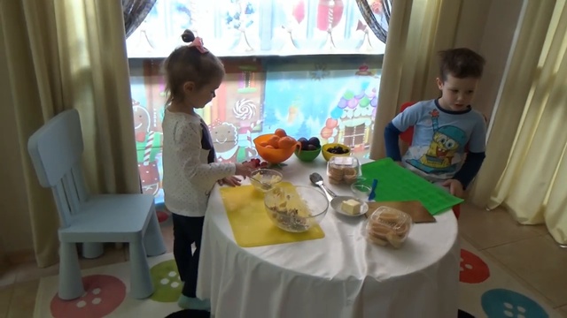 Подготовка к праздничному ужину и ПОЗДРАВЛЕНИЕ зрителей канала Мисс Кейти С Новы смотреть онлайн