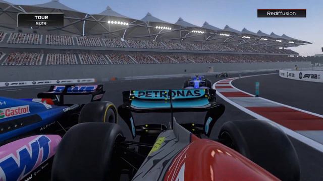 F1® 22 - MyTeam Ep.54 : 7 DNF! LA SAFETY CAR EST DESTRUCTIVE, LATIFI SÉRIEUX ET LA FIN POUR HAMILTO смотреть онлайн