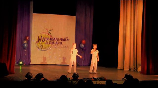 Белый кот Рита Разноглядова, Саша Хрусталёва смотреть онлайн