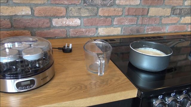 Aicook Yoghurt Maker Demonstration and Review смотреть онлайн