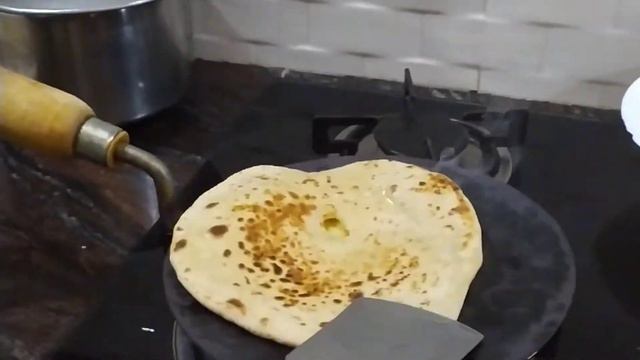 Aloo paratha and Boondi raita/ Surya Suresh смотреть онлайн