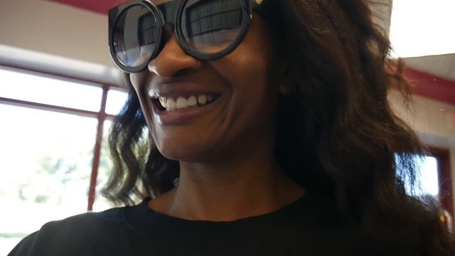 VLOG: GETTING MY CAMERA FIXED, BARBIE COLLECTION, HEALTH CHECK, & SHOPPING! смотреть онлайн