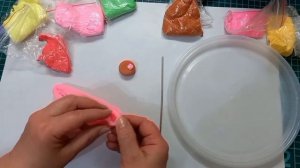 Аксессуары из воздушного пластилина для кукол. Accessories made of air plasticine for dolls.