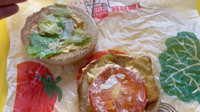 А4 Бокс в Бургер Кинг - ЭТО ПРОВАЛ? / Новое меню в Burger King от Влада Бумаги / Проверка Рекламы смотреть онлайн