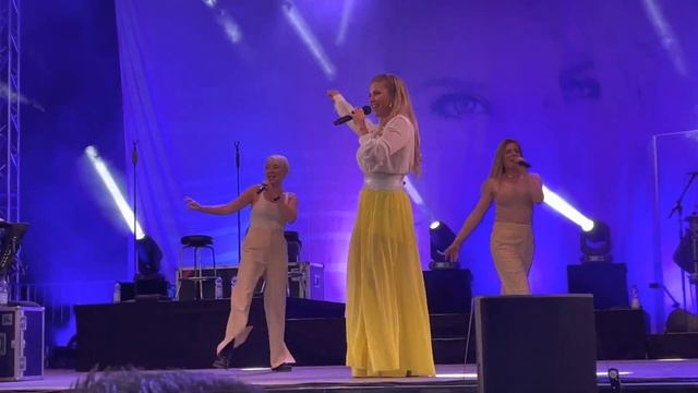 Beatrice Egli - Remscheid 2022 - Dann Tanz Ich Halt Allein NEUE VERSION
