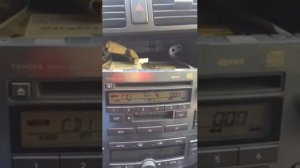 Aux в Тойоту Авенсис