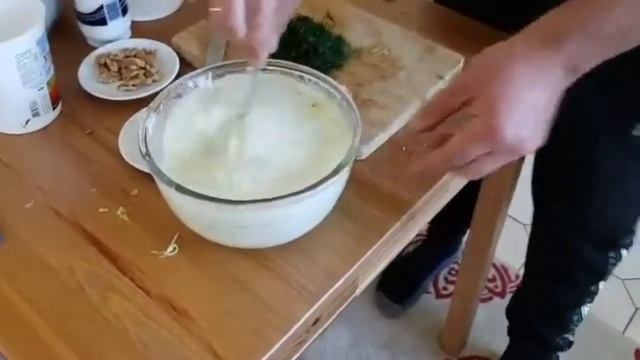 Таратор вкуснъй летний болгарский суп