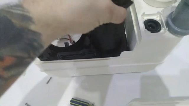 Чистка насоса Grundfos Sololift2-С3 смотреть онлайн