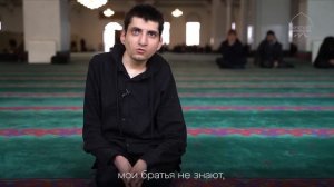 ИНВАЛИД ХОДИТ В МЕЧЕТЬ каждый день