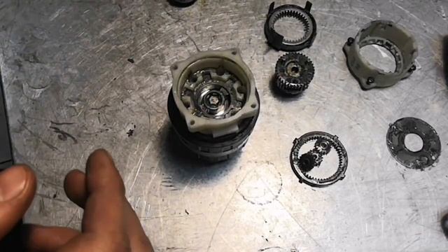 Шуруповерт Makita DHP453 ( Макита DHP453 ) замена редуктора смотреть онлайн