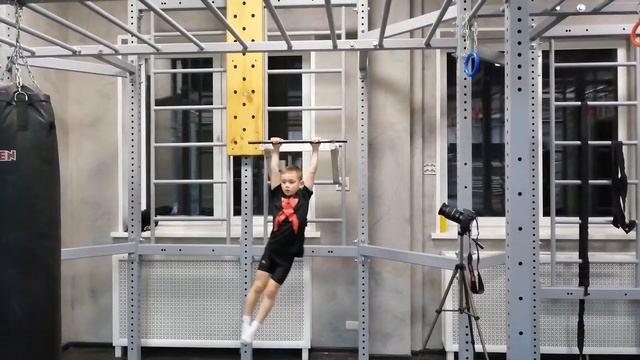 Масин Артём 5 лет подтягивания 32 раза смотреть онлайн