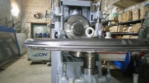 Фланжировочный отбортовочный кромкогибочный станок для днищ