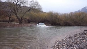 Test drive of Mitsubishi Pajero  Renault Daster Toyota Highlander off road  4х4