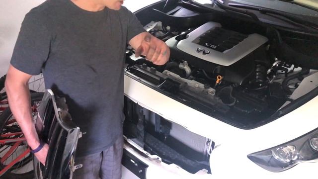 Infiniti QX70S How to: Grille Install FX50 Fx35 смотреть онлайн