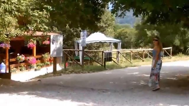 Италия.Город Popoli.Рождение реки Pescara.Sorgenti Del Pescara.