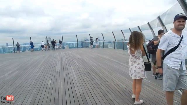 Observation Deck at Sands SkyPark, Marina Bay Sands Singapore смотреть онлайн