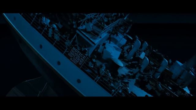 Navio Partindo Ao Meio | Titanic