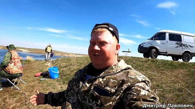 ЯЗИ ГНУТ УДОЧКУ В ДУГУ! ЛЕСКА ЗВЕНИТ! ЭМОЦИИ НА ПРЕДЕЛЕ! Рыбалка на поплавок! смотреть онлайн