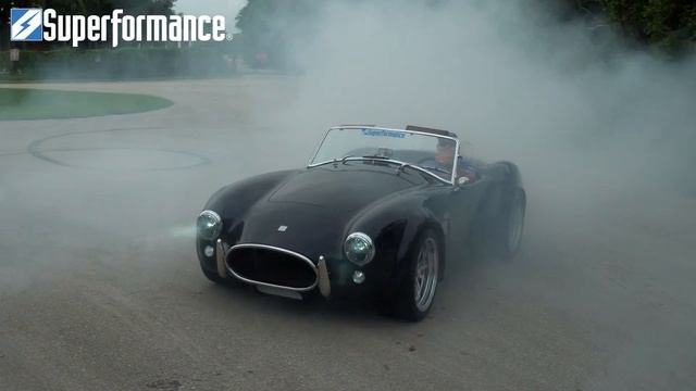 Superformance Video on the MKIII E смотреть онлайн