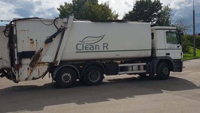 Mercedes Benz Actros 2532 for sale, VIN WDB9302021L291025 смотреть онлайн