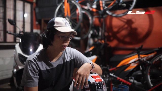 SULIT KAYA!!?? LS2 STORM RACER HELMET AMBAKSING- Worth Php 5k?!? смотреть онлайн
