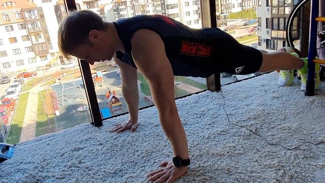 Про отжимания с Алексеем Хухоревым, часть 1. смотреть онлайн