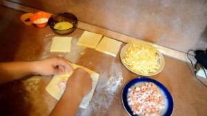 Слойки с ветчиной и сыром. ПРОСТО, БЫСТРО И ВКУСНО