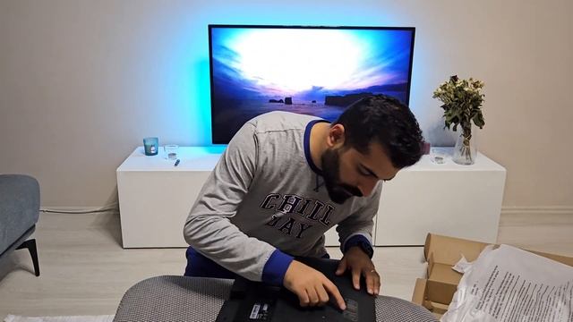 AOC 27" 27B3HM Monitörü Kutusundan Çıkartıyoruz. смотреть онлайн