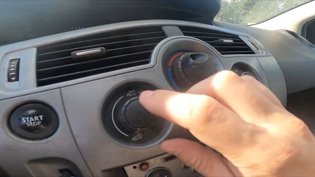 How to Enable or Disable Interior Airflow Circulation in Renault Scenic II ( 2003 – 2009 ) смотреть онлайн