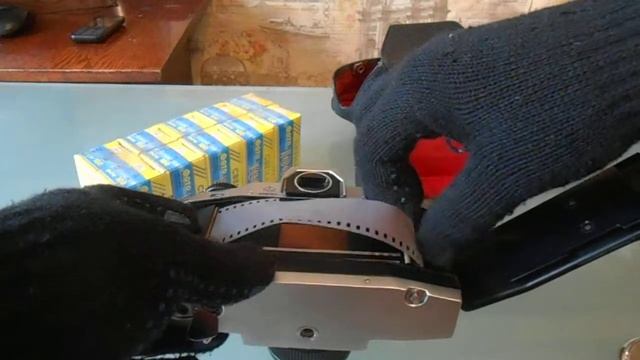 Фотоаппарат Киев 10 автомат, зарядка фотоплёнки смотреть онлайн