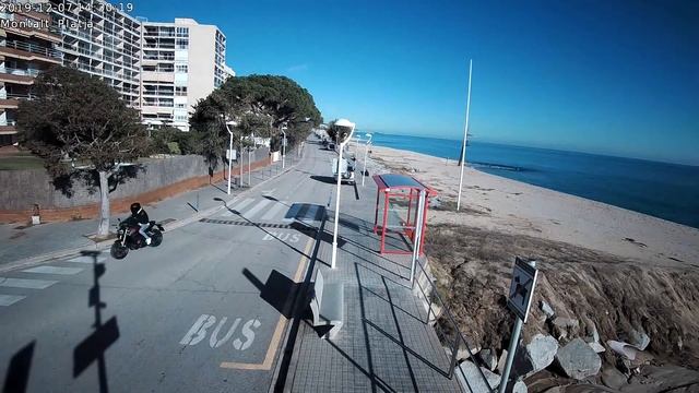 Timelapse Sant Vicenc de Montalt - Platja 07-12-2019 смотреть онлайн