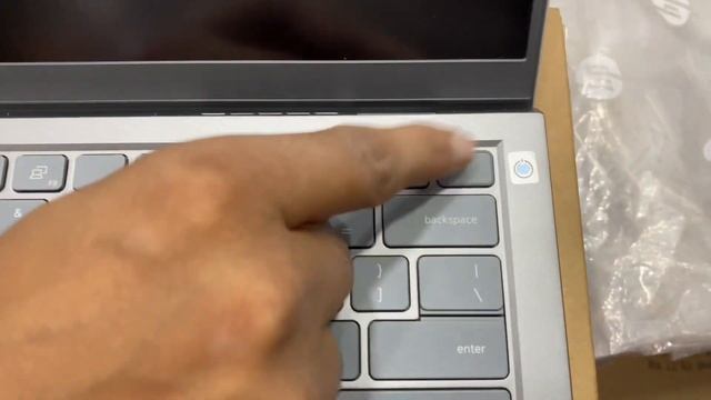 Dell Inspiron 5418⚡️14 FHD 11th Gen Ci5 8GB/512GB SSD/Irish xe Graphics/Win10/MS-Backlit KB/Silver? смотреть онлайн