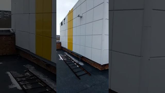 Ветер оторвал сайдинг и парапетные крышки. смотреть онлайн