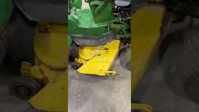 John Deere 112 round fender pt.5 смотреть онлайн