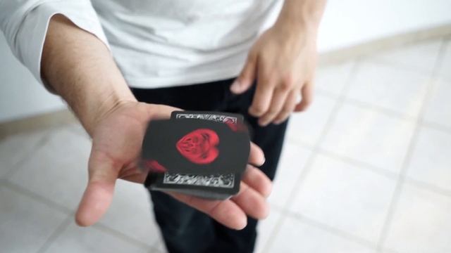 MPC Impressions Cardinal Ed Playing Cards смотреть онлайн