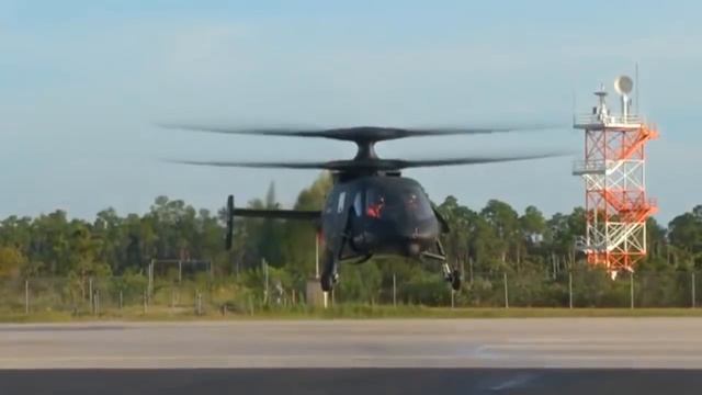 Скоростной вертолет с толкающим винтом Sikorsky S-97 Raider смотреть онлайн