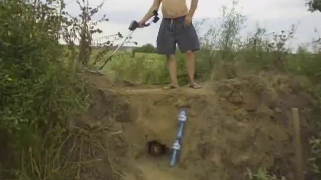 test depth Pirat Metal Detectors with search coil 28sm{11}.avi смотреть онлайн